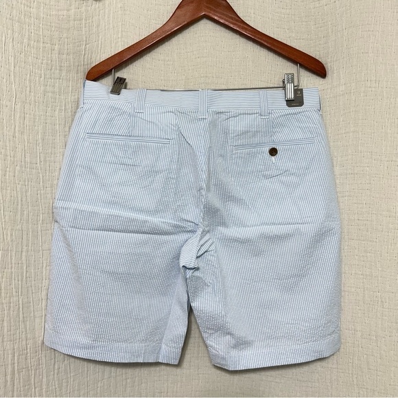 J. Crew 9" stretch seersucker short size 32 and 30 - Picture 4 of 11